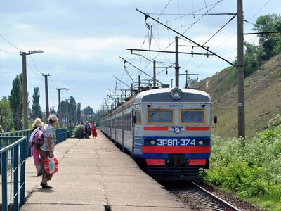До Кароліно-Бугаза курсуватиме додатковий електропоїзд із кондиціонерами: розклад