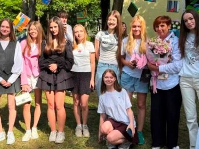 У Луцьку випускники художньої школи отримали свідоцтва про завершення навчання