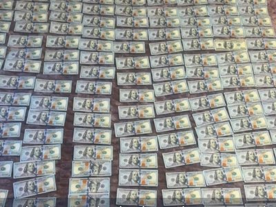 Мільйонні махінації у Запоріжжі: підозри оголосили посадовцям, лікарям і підрядникам