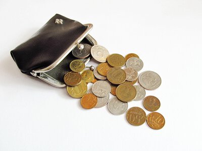 Перевірте копійки вдома: за одну монету можуть заплатити до 10 тисяч гривень