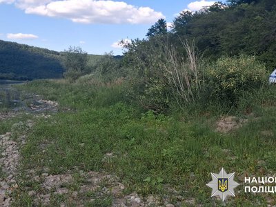 Тіла чоловіка та трьох дітей дістали з Дністра: поліція розповіла деталі масштабної пошукової операції