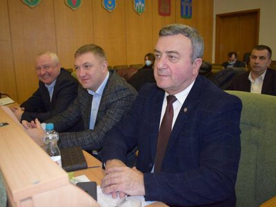 Дубенський міський голова проігнорував депутатів облради