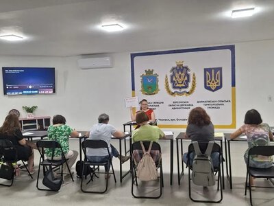 У Черкасах переселенці з Херсонщини отримують різнобічну підтримку: від юристів до театру
