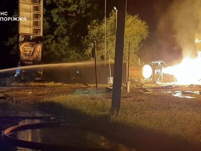 Російський дрон атакував АЗС у Запоріжжі: загорівся резервуар