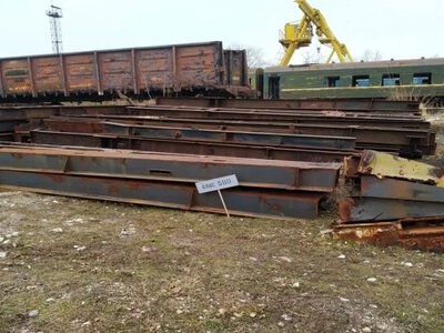 Укрзалізниця розпродає старі вагони на металобрухт
