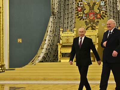 Лукашенко несподівано прилетів до Путіна на Валдай: зустріч пройшла у закритому форматі