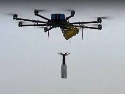 Російський дрон атакував цивільне авто у центрі Херсона – постраждав чоловік