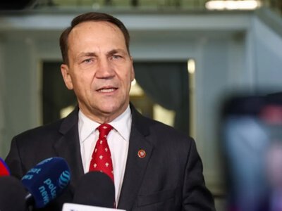 Глава МЗС Польщі назвав «неадекватним» рішення позбавити Зеленського ордена Білого Орла