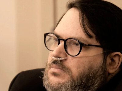 Сексуальний злочинець, відомий інсценуванням власної смерті, помер в американській в’язниці