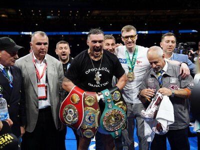 Більше не чемпіон: усе про пояси, від яких відмовився Олександр Усик