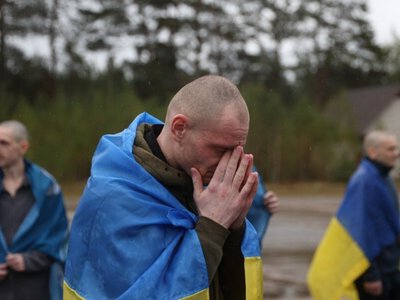 Україна повернула з російського полону сімох незаконно утримуваних цивільних