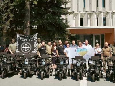  Ветерани UNBROKEN отримали 20 електроскутерів від Християнського корпусу, Благодійного фонду молодіжної ініціативи «Надія» та Валерія Дубіля 