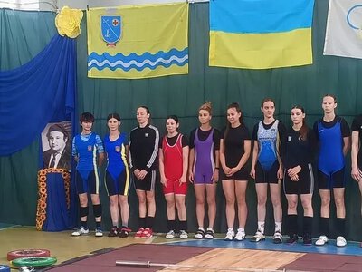 Спортсмени Чорнобаївки взяли 4 золота на чемпіонаті Миколаївщини з важкої атлетики