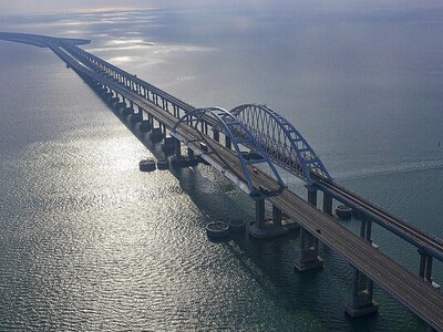 Транспортний параліч у Криму: через критичний дефіцит бензину скасували 80% міжміських автобусів