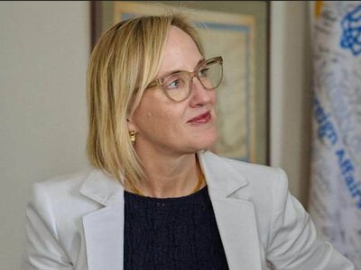Додому. Тимчасова повірена у справах США в Україні Джулі Девіс завершила свою місію (ФОТО)