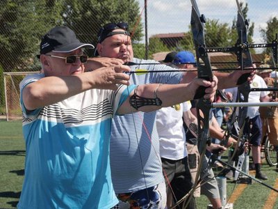 Ветерани Кривого Рогу випробували лук, дартс і йогу на Veterans Family Games-2026: подробиці