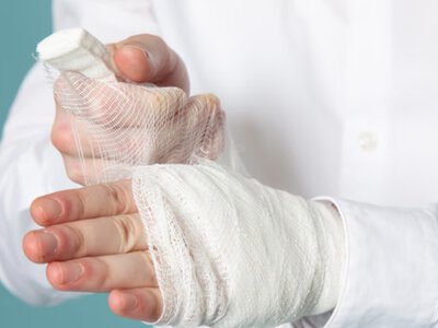 Жінка отримала тяжкі опіки під час пожежі у Сарнах