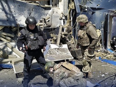 Пошкоджено гімназію, будинок культури та локомотив поїзда: наслідки російських ударів по Херсонщині