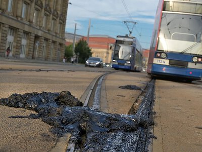 У німецькому Лейпцигу до понеділка не ходитимуть трамваї. Через спеку там «пливе» асфальт