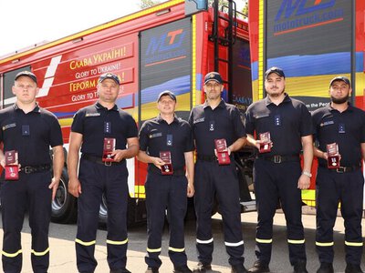Шістьох рятувальників із Полтавщини відзначили державними нагородами
