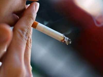 Медики розповіли про ефективні методи детоксикації організму курців