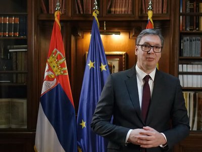 Вучич оголосив про відставку, завершення ери “духу Анкориджа” та відновлення конфлікту США з Іраном: ключові новини вихідних