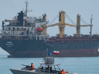 Іран та США домовилися припинити бойові дії. Наступні переговори можуть відбутися в Катарі — медіа