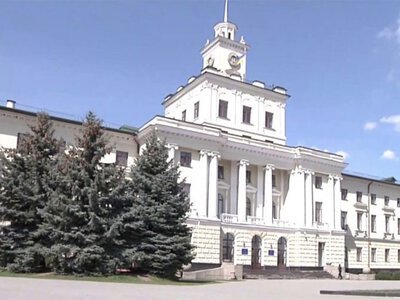 Чиновницю Хмельницької ОВА підозрюють у розтраті понад 738 тисяч гривень бюджетних коштів
