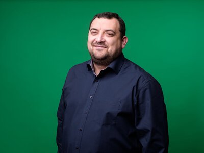 НАБУ затримало нардепа Кузьміних, який 4 роки ігнорував судові засідання