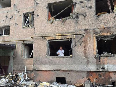 8 КАБів по місту та удари дронами: шокуючі кадри з Дружківки