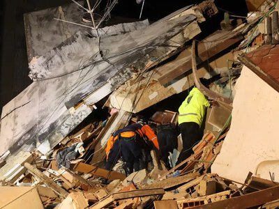 Землетруси у Венесуелі забрали понад 1400 життів: рятувальники працюють без пауз попри нові поштовхи