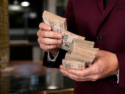 Середня зарплата в Україні: як змінилися доходи у 2026 році