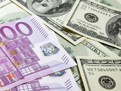 Волл-стріт відмовляється від ставок на зміцнення євро на користь долара