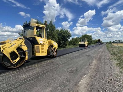 Ремонт доріг на Полтавщині: у громадах області цього року оновили понад 32 тисячі квадратних метрів покриття