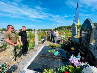 У Кролевці вшанували пам’ять Героя України Андрія Івашка