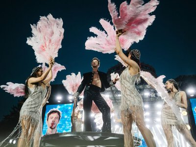 Глемпінг і фестивальна естетика на ВДНГ: старт Open Air Fest Макса Барських