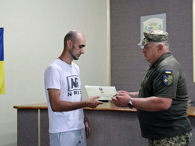 У Решетилівці військовим та родинам полеглих захисників вручили державні нагороди