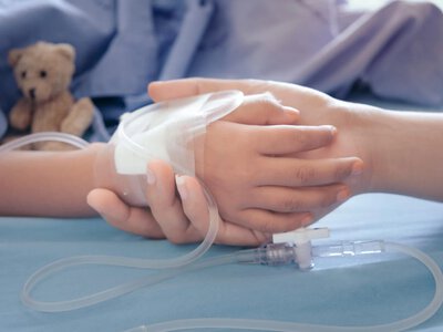 У Львові 6-річна дівчинка постраждала від  удару блискавки