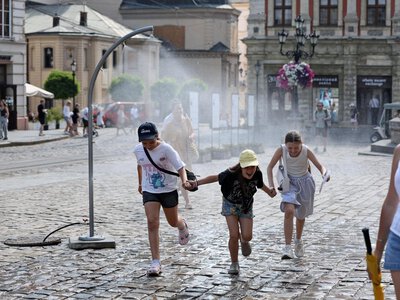 Червневі рекорди і спекотний липень: якою буде погода на Львівщині