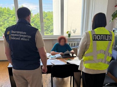 На Вишгородщині закупівля меблів для шкільного укриття обернулася кримінальною справою.