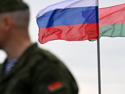 Малореалістично, що білоруську армію залучать до війни, але РФ може знову використати її територію, - опозиціонер Вячорка