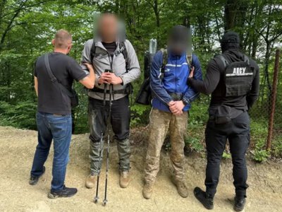 На Прикарпатті затримали жителя Хмельниччини, який вів чоловіка до кордону з Румунією