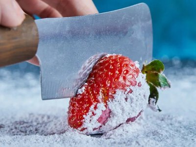 Полуниця не втратить смаку до зими й не перетвориться на кашу: секрети заморожування