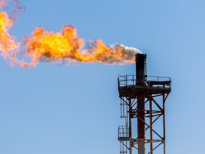 В океані хочуть запускати вогняні торнадо: як вони можуть зупинити нафтові катастрофи