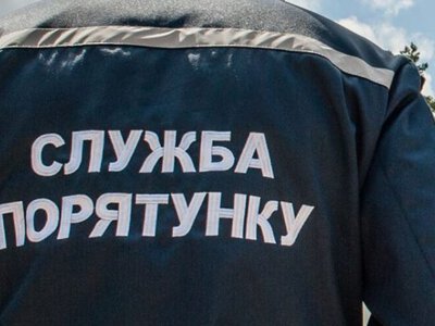 За добу в Миколаєві рятувальники допомагали поліції відкрити квартиру та два сейфи