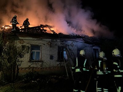  На Ніжинщині через коротке замикання згорів житловий будинок 