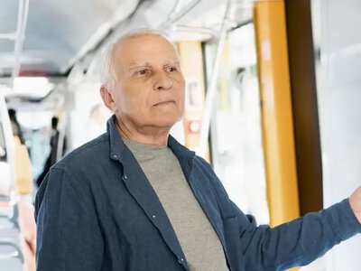 Чи має право пенсіонер з інвалідністю І групи на пільги та субсидію одночасно?