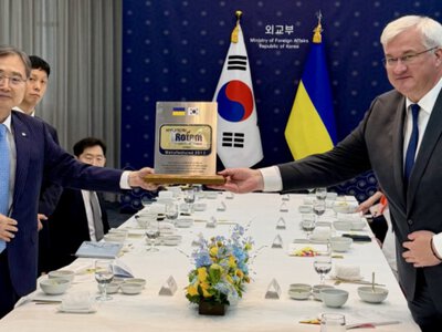 Сибіга у Південній Кореї домовлявся про співпрацю під час та після війни (ВІДЕО)