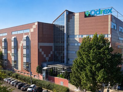 За сім місяців суд не дослідив жодного доказу у справі про медичну недбалість лікарів Odrex – як і хто затягує розгляд
