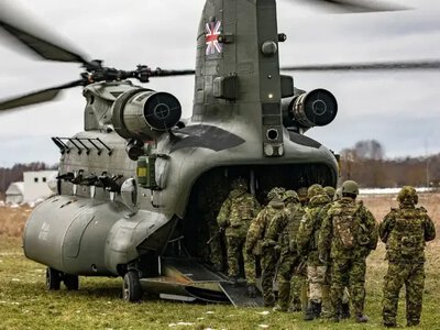 США інвестують понад 4 млрд доларів у модернізацію військових баз Британії - The Guardian